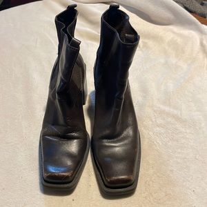 VINTAGE 90’s Mia square toe boots, pull on, leather upper, brown.